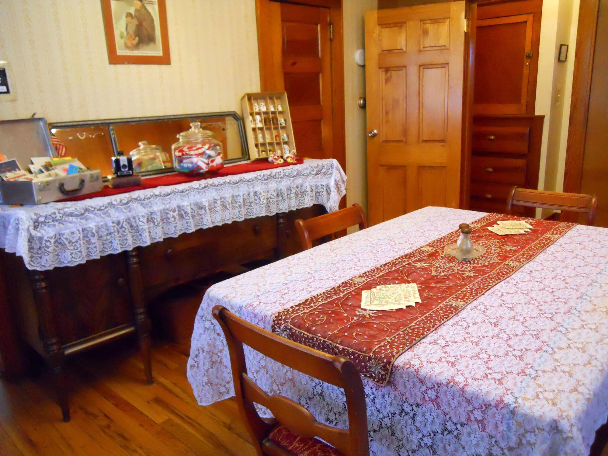 Little River Inn Motel Leon Екстер'єр фото